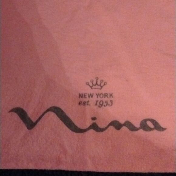 Nina    - Picture 2 of 3